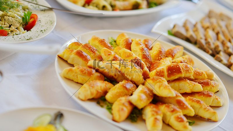 揭秘全自动膨化食品机械：报价背后的技术秘密